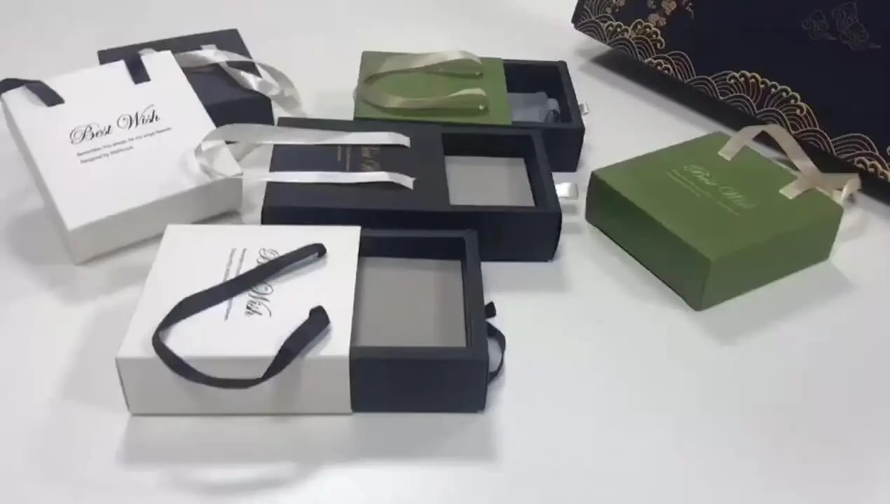 Custom Jewelry Boxes